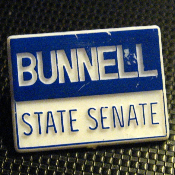 Bunnell State Senate Vintage Campaign Pin - Picture 1 of 4